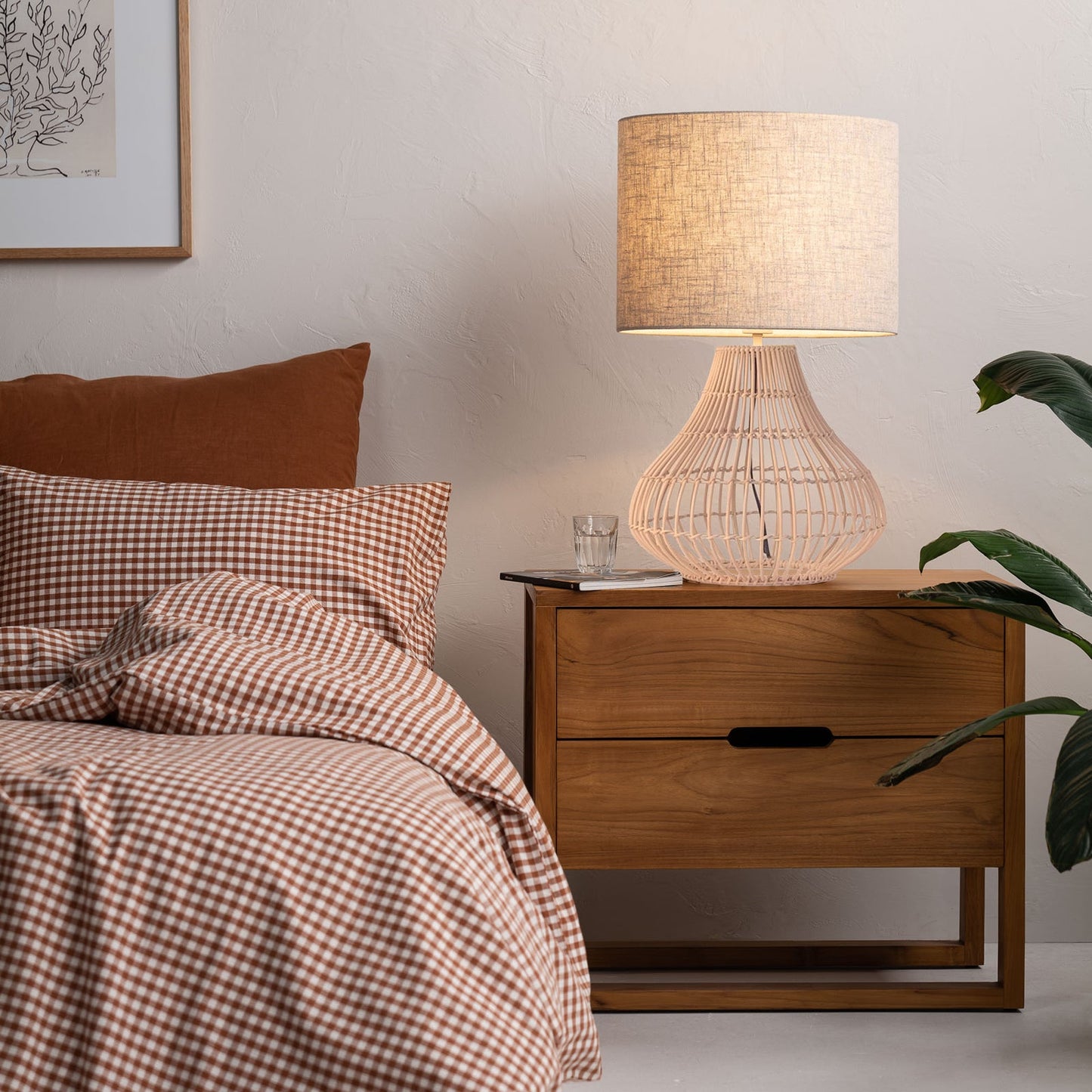 Mira Table Lamp